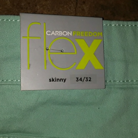 NWT Women's Skinny Jeans - Picture 4 of 7